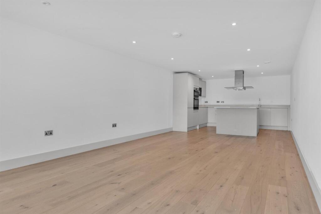 2 Eaton Crt-5 (FILEminimizer).jpg