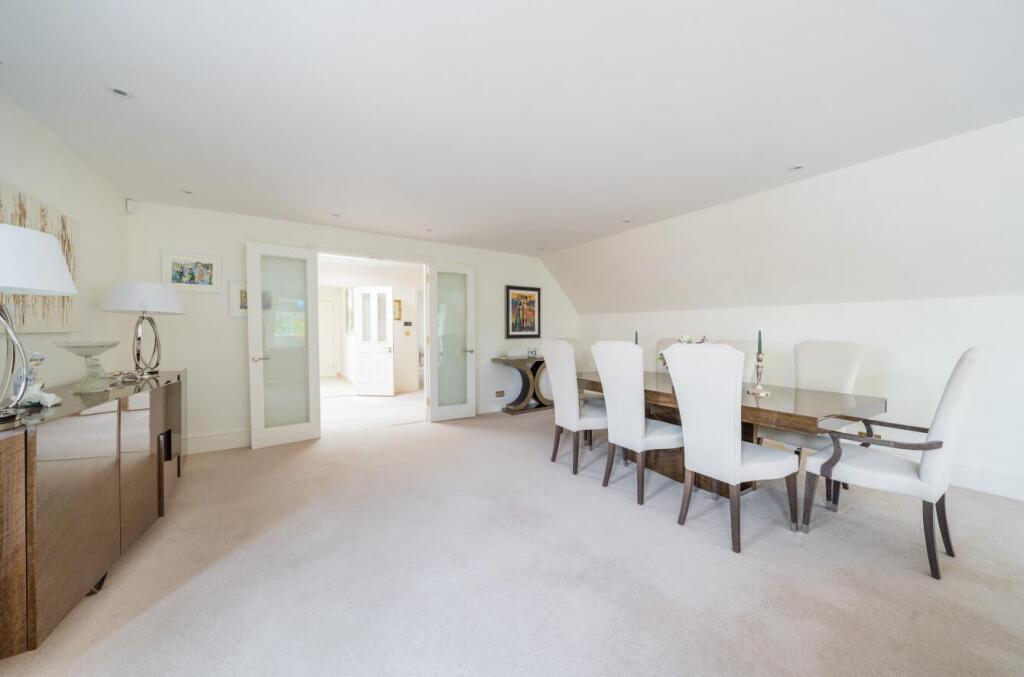 Davidson Frost-Wellings, DFW, The Chantries, Stanm