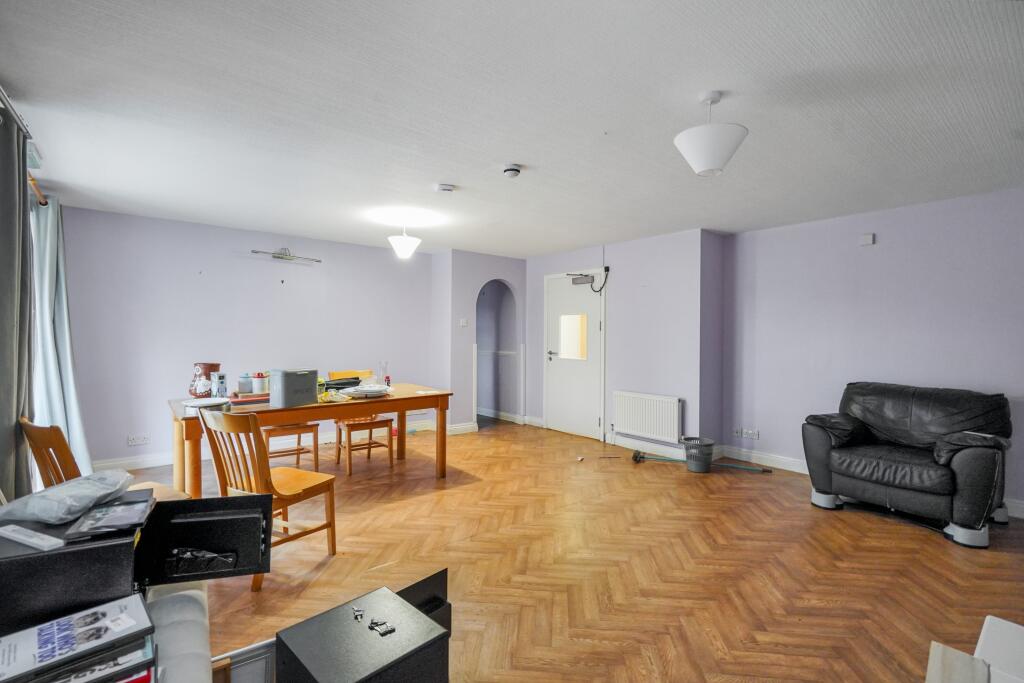 72 Sinfin Avenue, Shelton Lock, Derby, DE24 9EZ