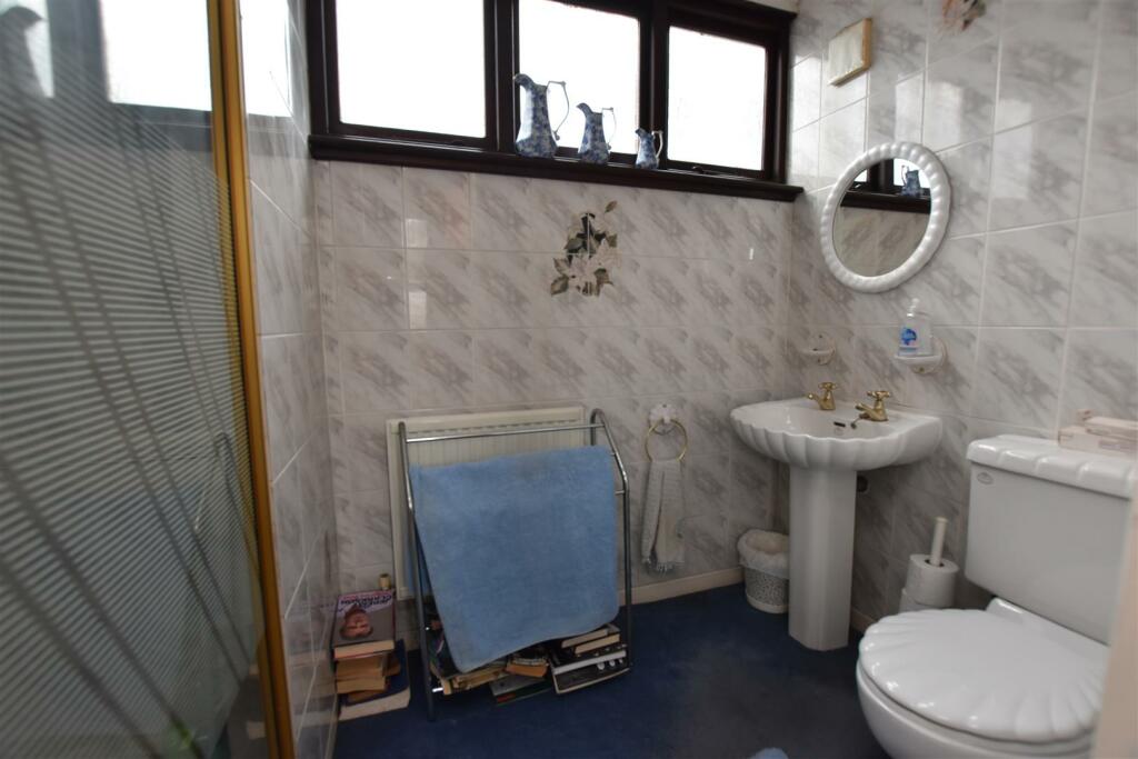 First Floor Shower Room.JPG