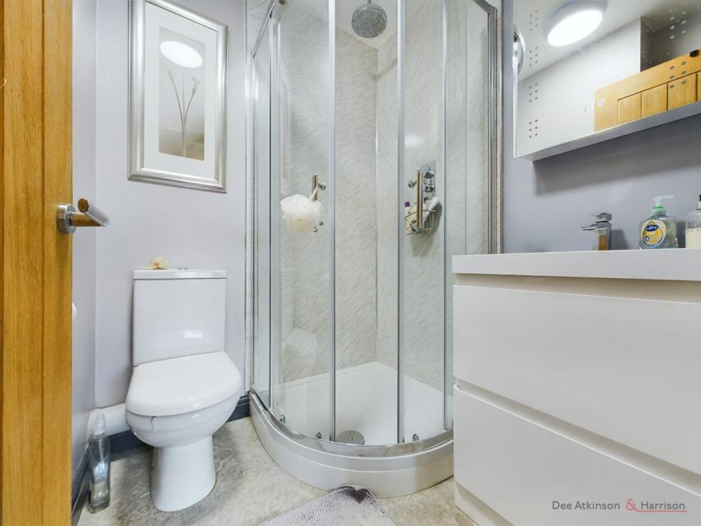 Annex En-Suite