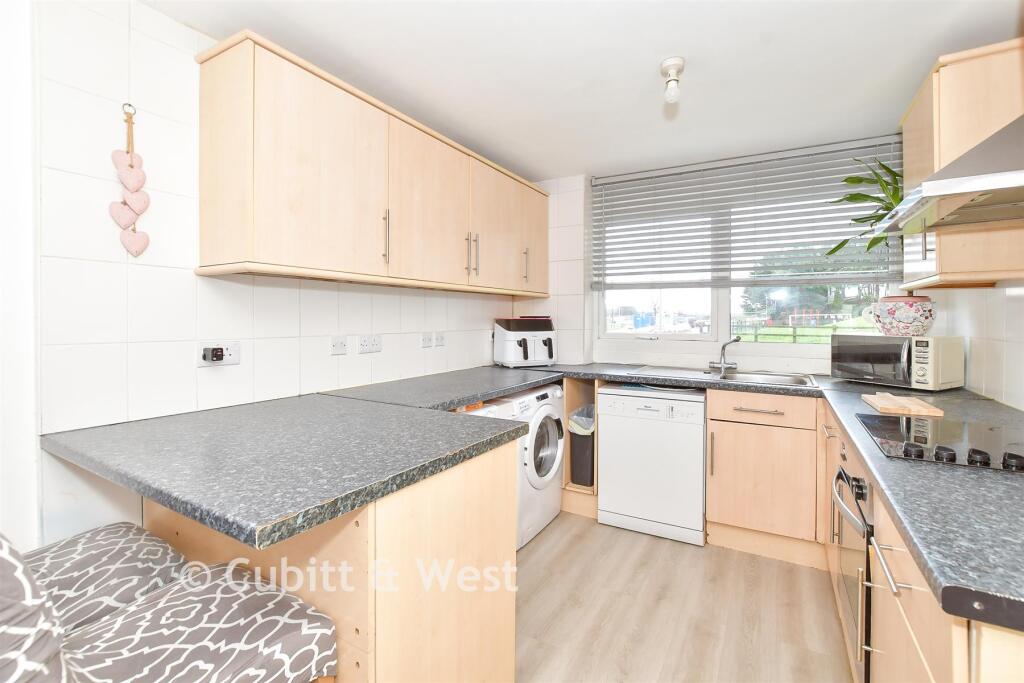 Kitchen/ Diner