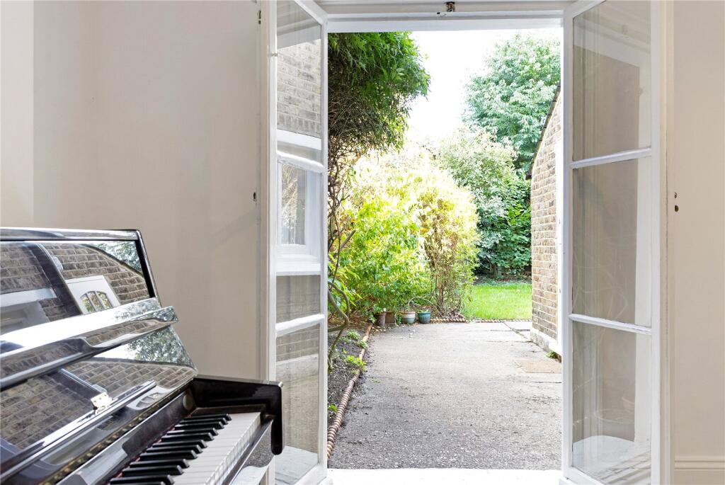 Access To Garden