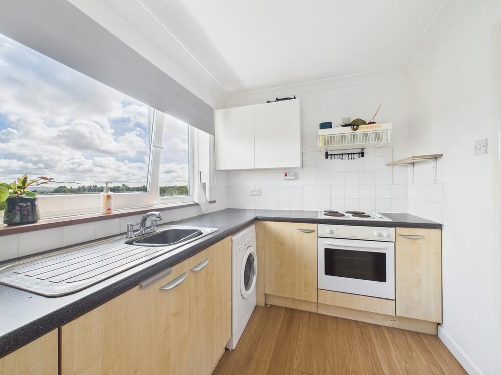 CAM02089G0-PR0562...