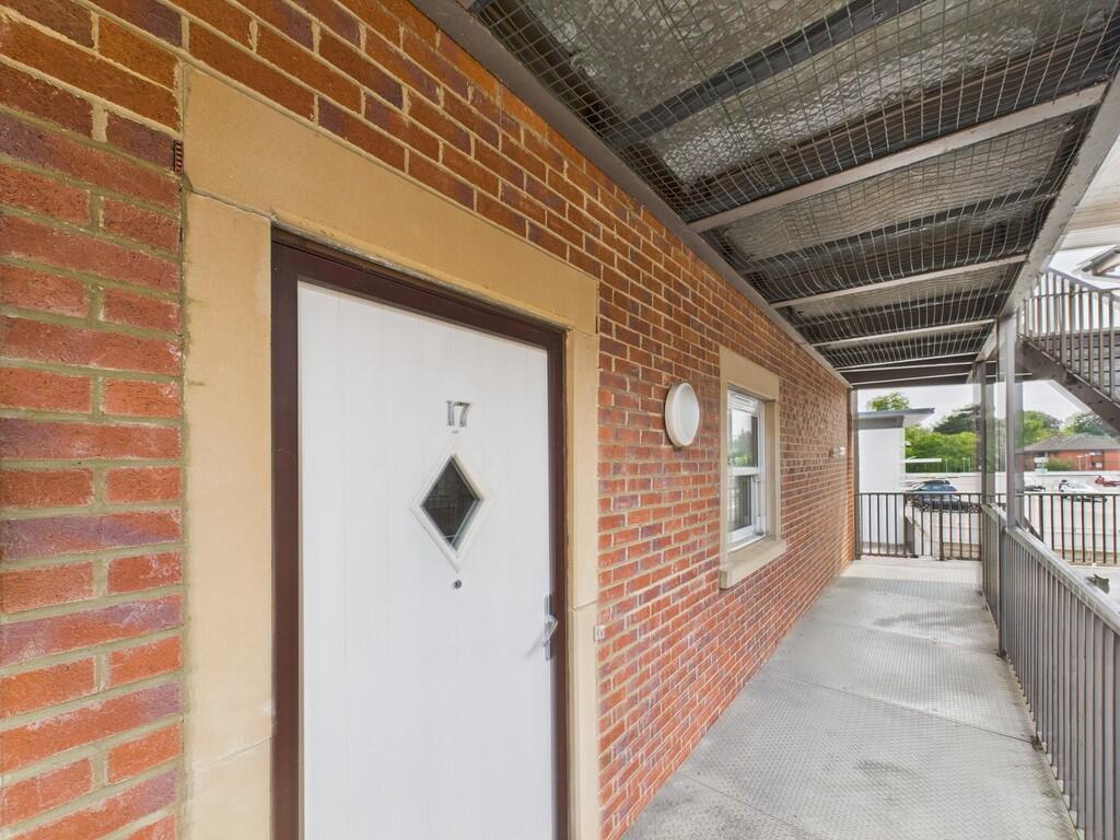 CAM01835G0-PR0235...