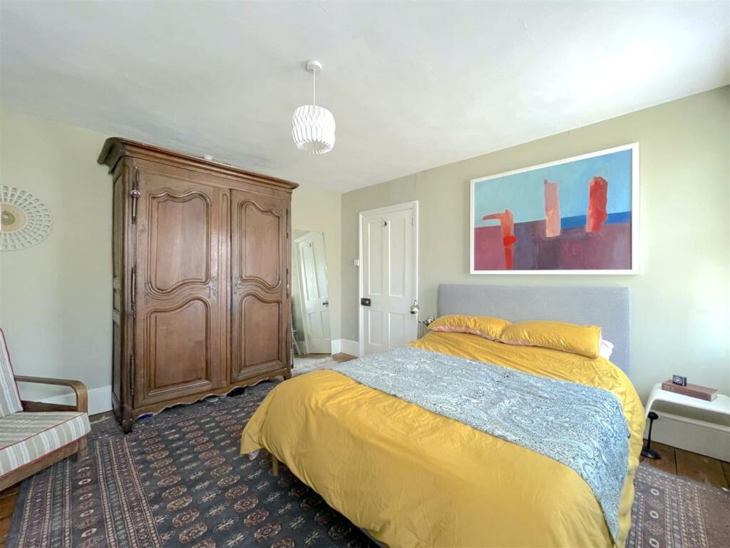 Bedroom One (1).jpeg