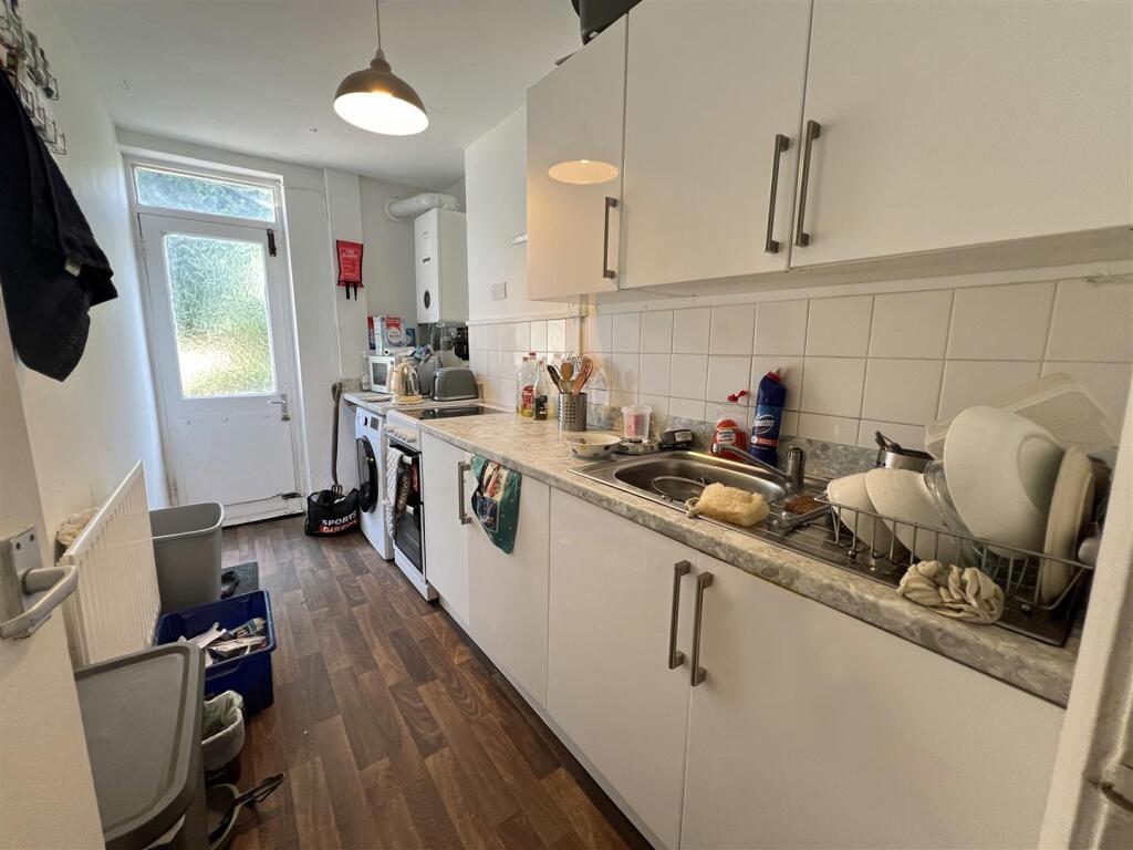 7 - Block of Flats for Auction, St Pauls, Bristol.