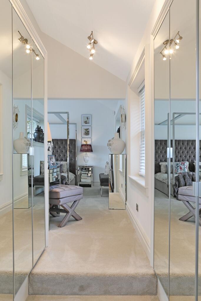 Principle Suite Dressing Room