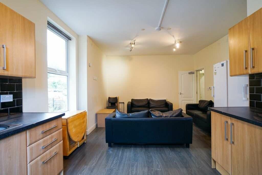 9_Harcourt_Crescent