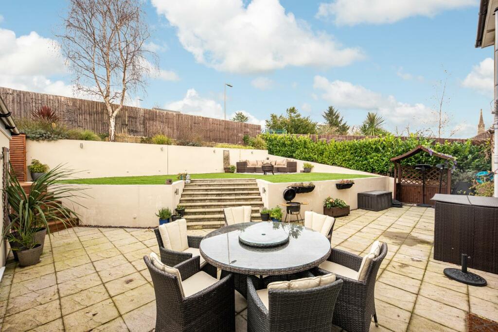 Garden_1 - Copy.jpg