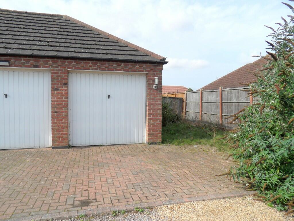 GARAGE (IN BLOCK)