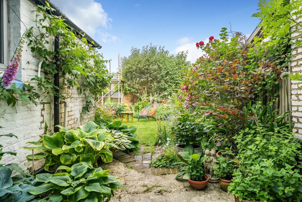 Garden (3)