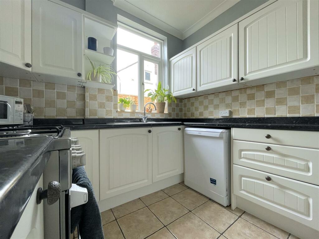 Kitchen (4).jpeg