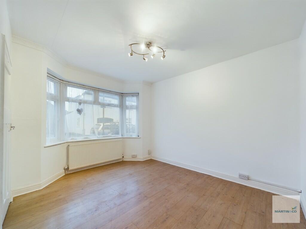 CAM03394G0-PR0214...