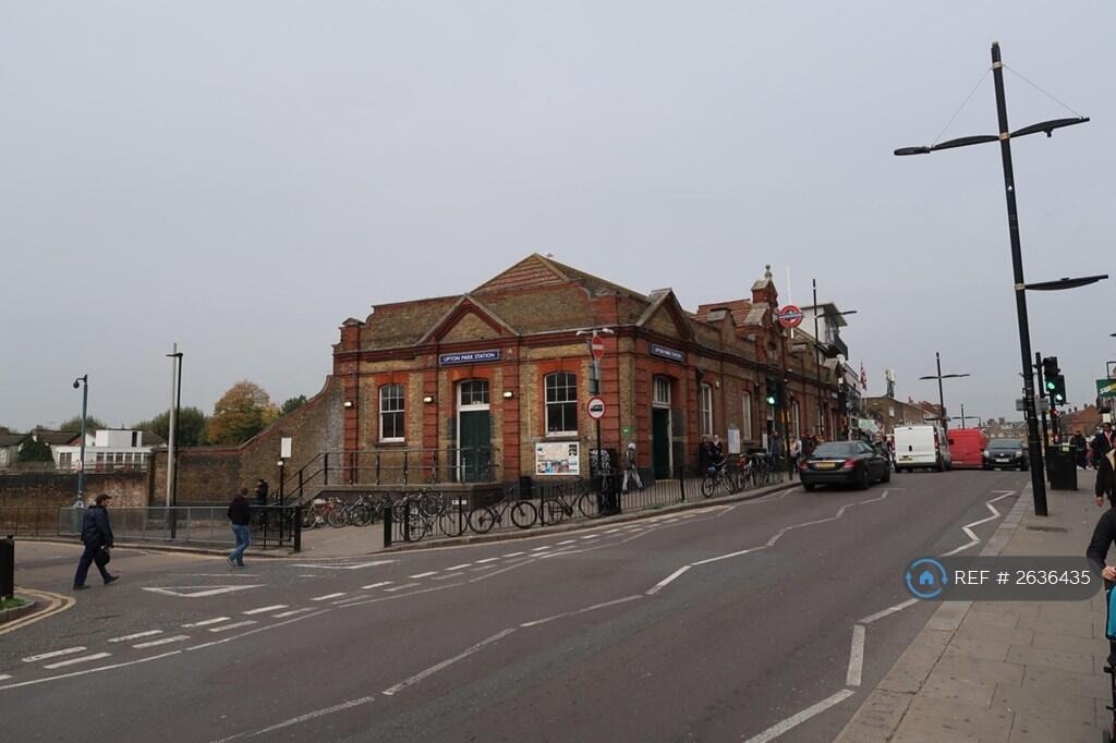 Upton Park Station