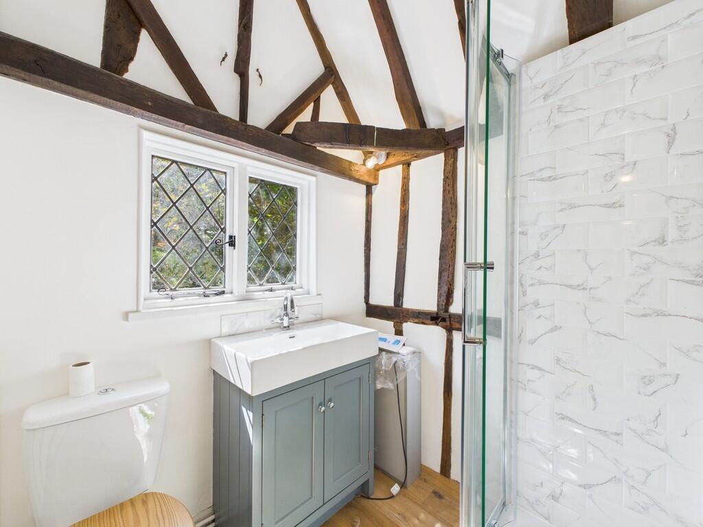 CAM04018G0-PR0258...