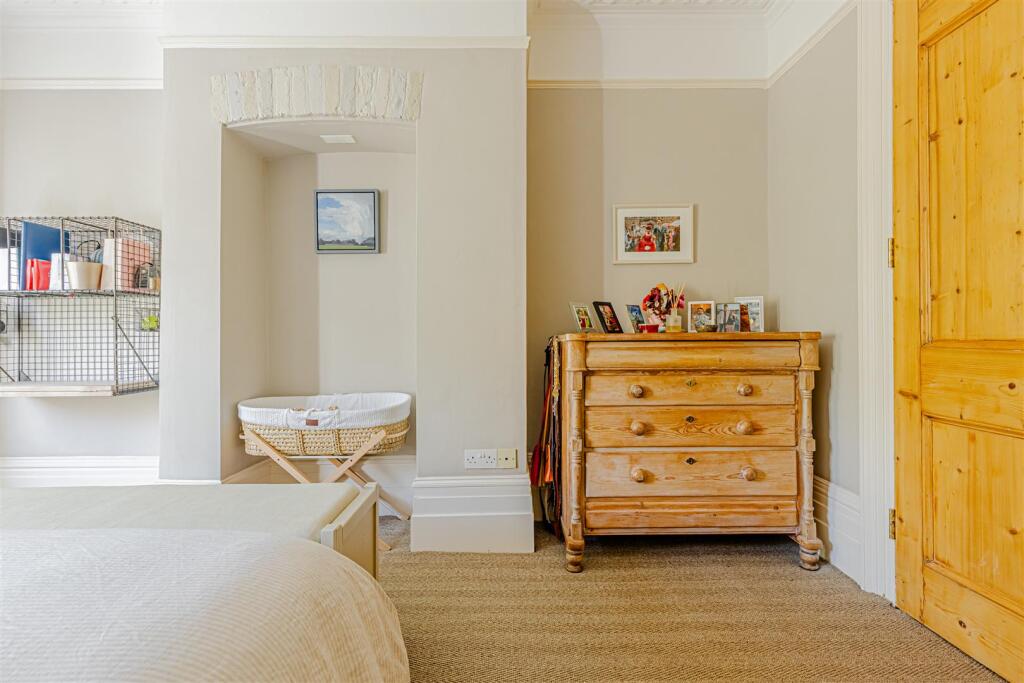 Crane Grove (16).jpg