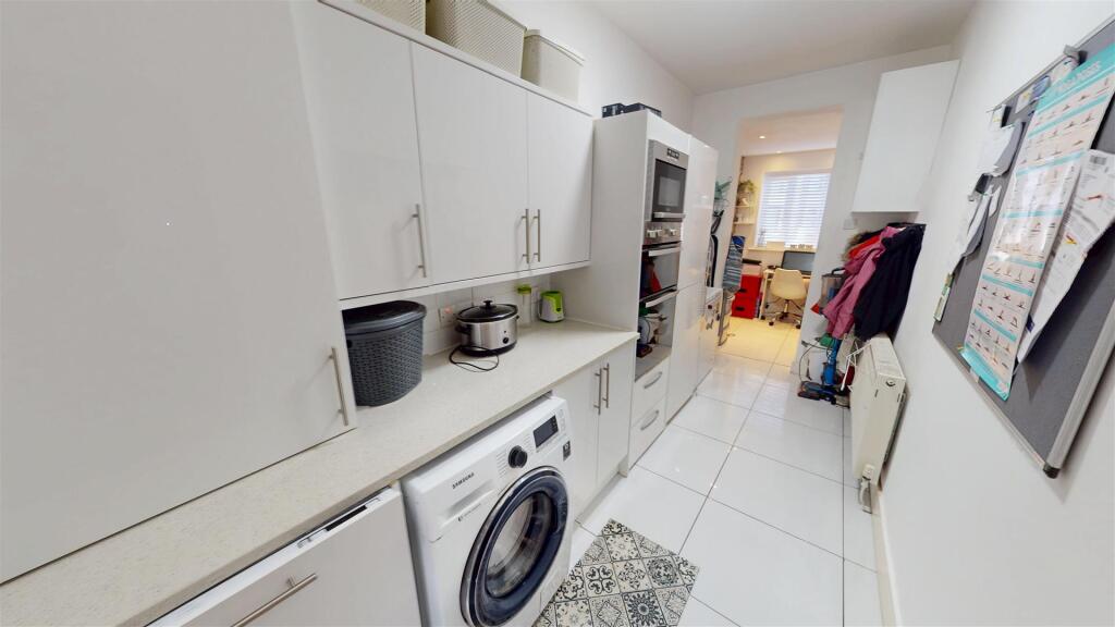 Kiln Lane Utility/Office