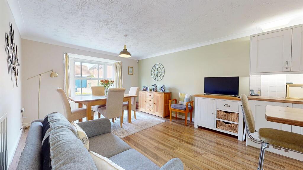 OPEN PLAN KITCHEN DINING ROOM