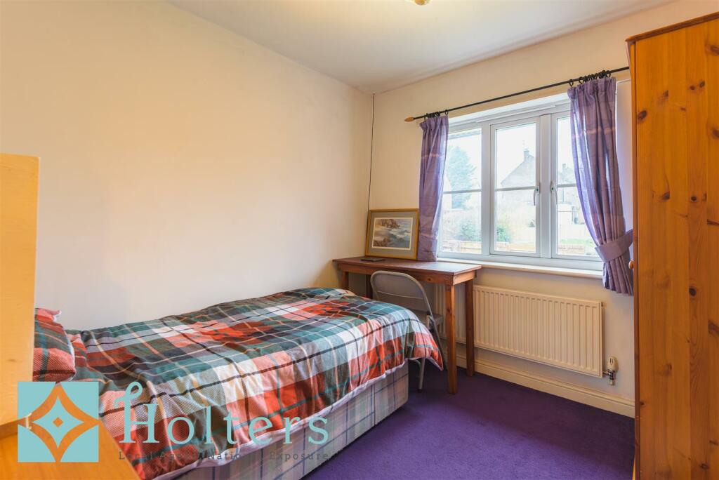 26 Dahn Drive, Ludlow-07.jpg