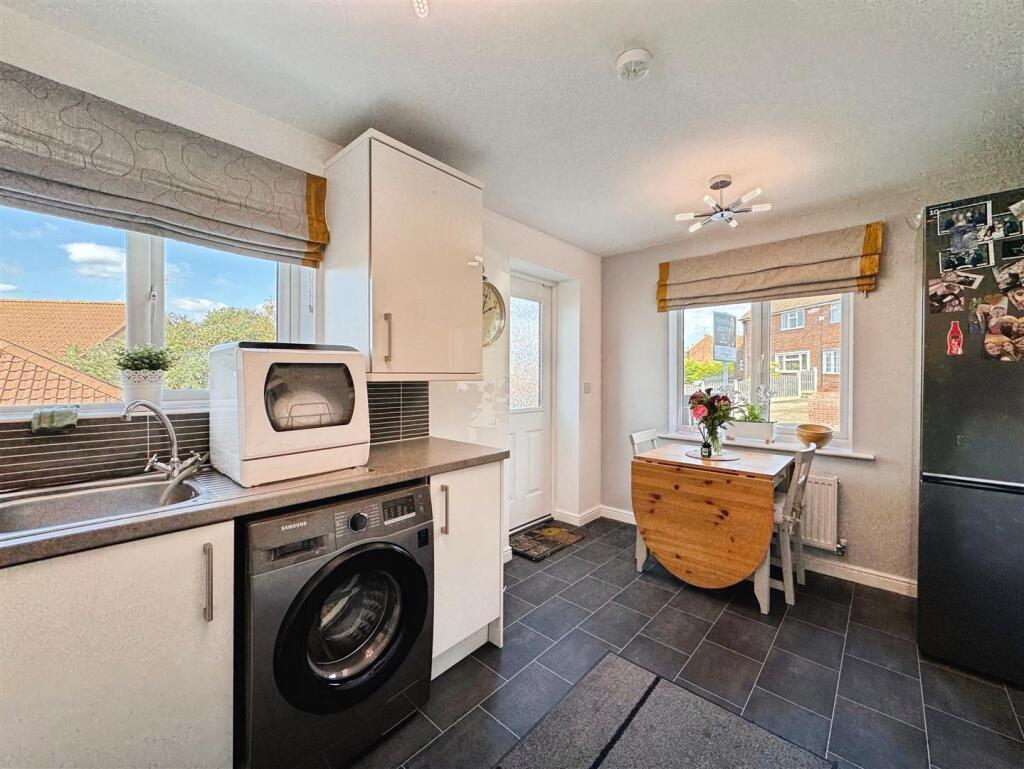 6b25c19b--43B8-BE64-2CC476B45FD1-27706-00001211346