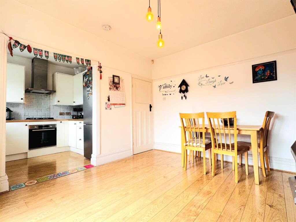 WhatsApp Image 2025-07-04 at 16.44.45 (4).jpeg