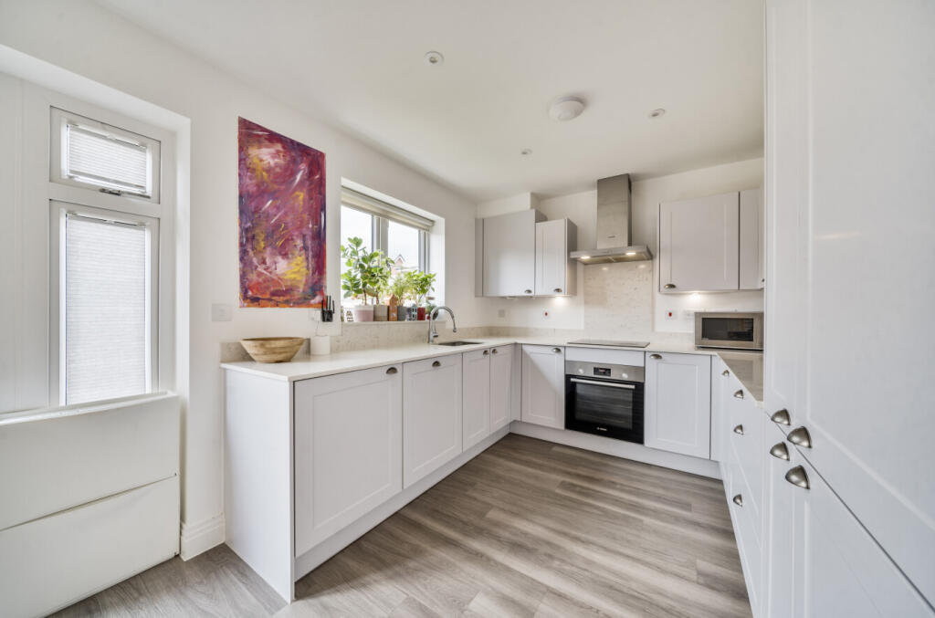 1343759-5-68ada6d...