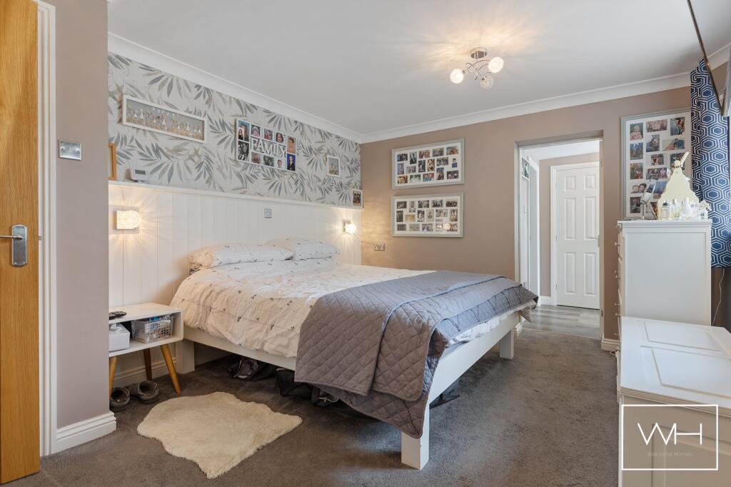 16 Chepstow Gardens,