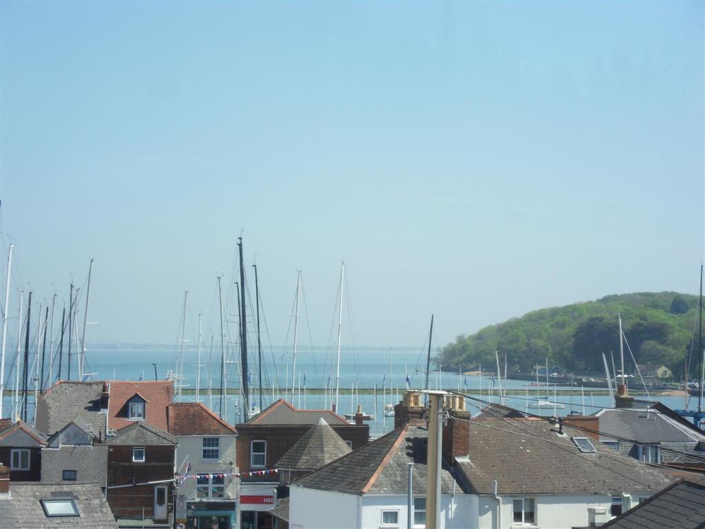 Medina Gardens, Cowes