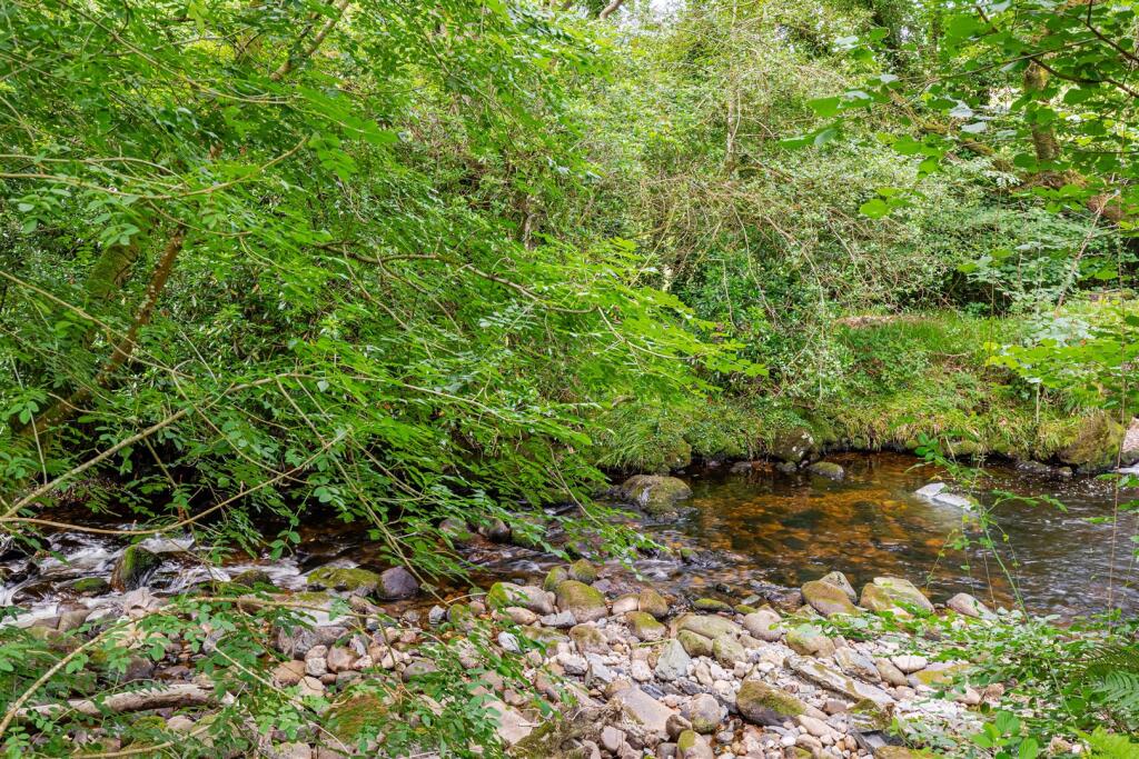 A09 - 2 Lutton Cottages South Brent - 250701.jpg