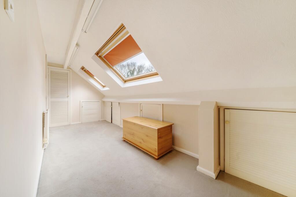 Nursery room
Dressing room