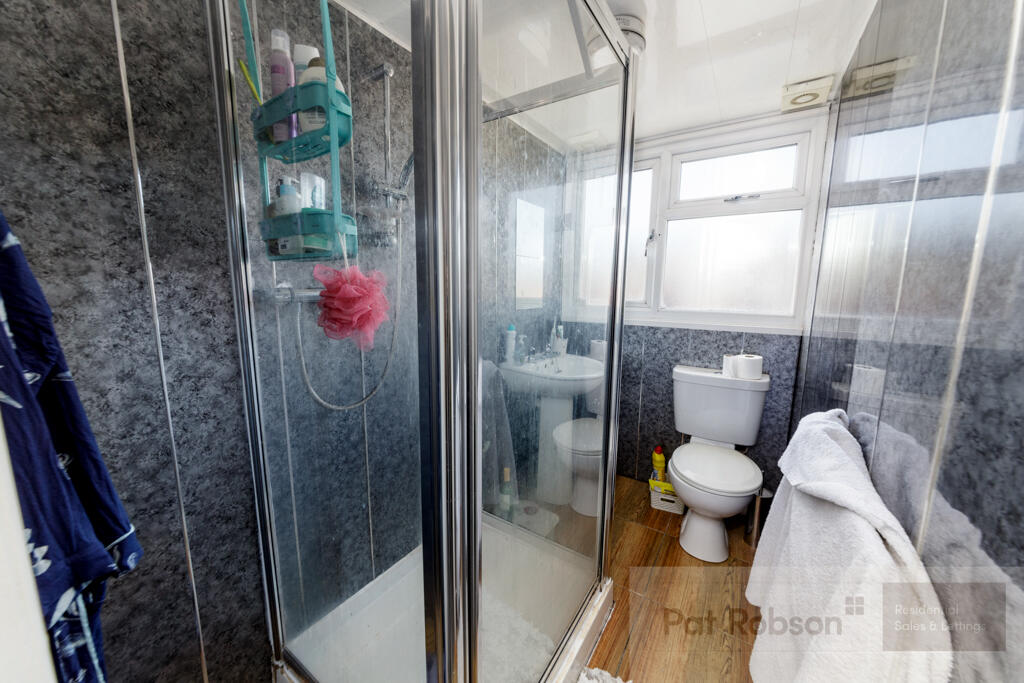 37 belle vue grove w