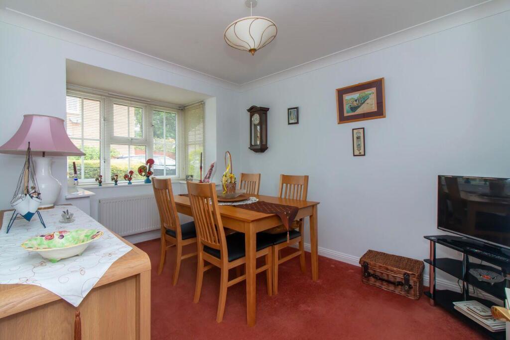 general 14412423_340