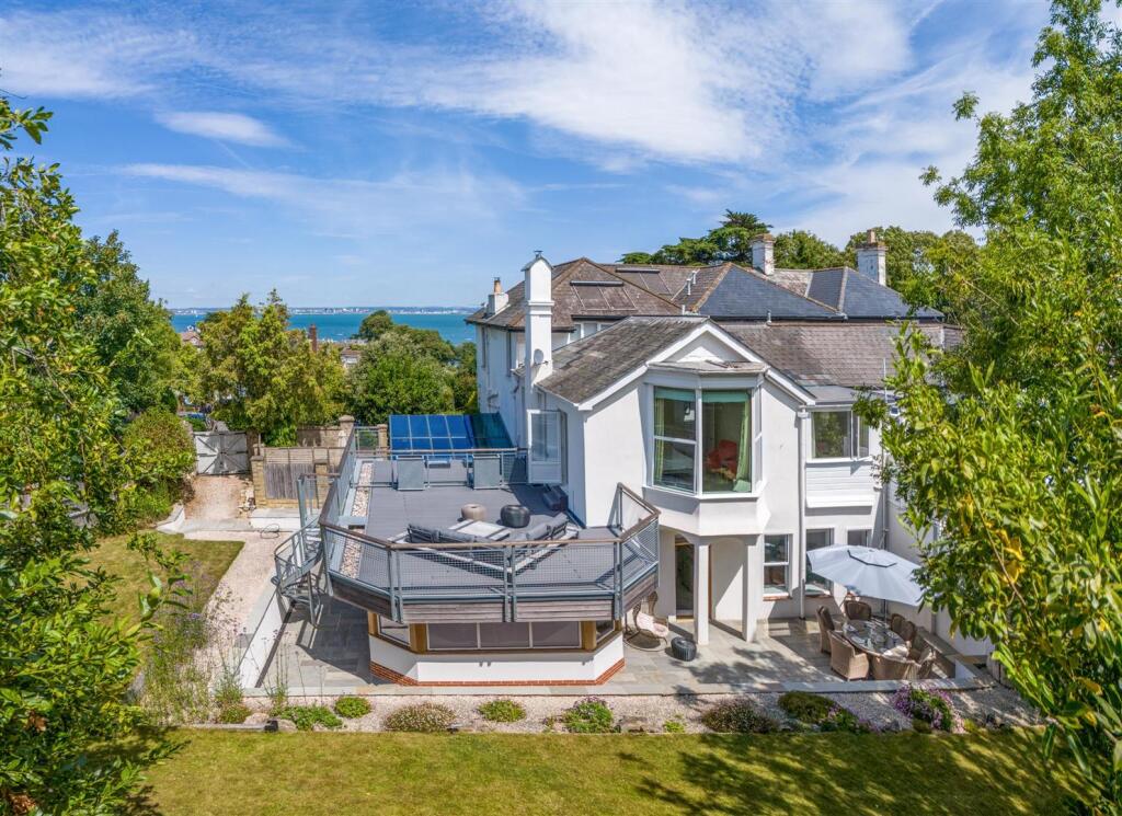 External and Garden/Roof Terrace