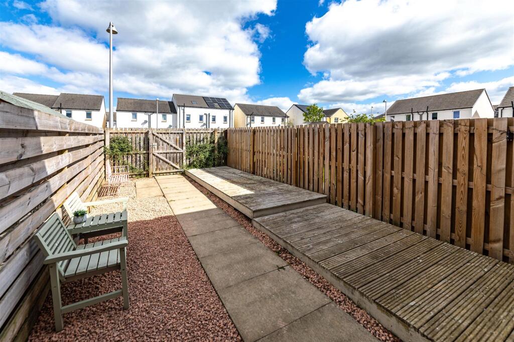 25 KIngfisher Grove Galashiels 32.JPG