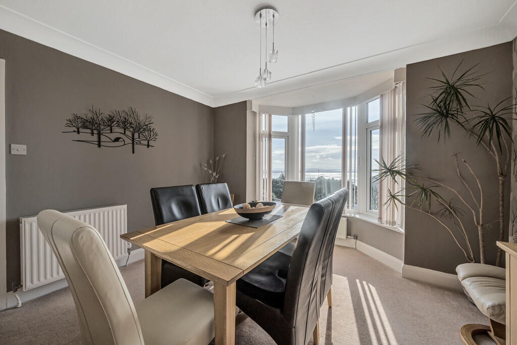 Dining Room/Bedro...