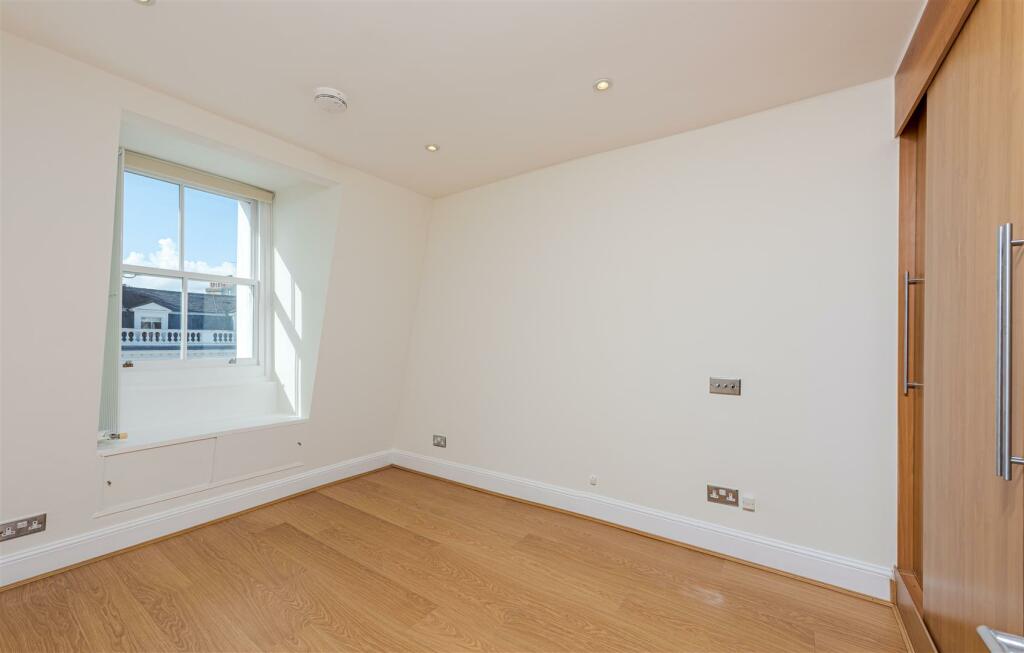 Onslow Gardens 10_78-2.jpg