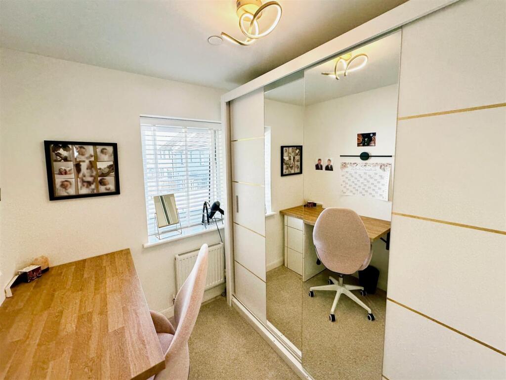 BEDROOM 3