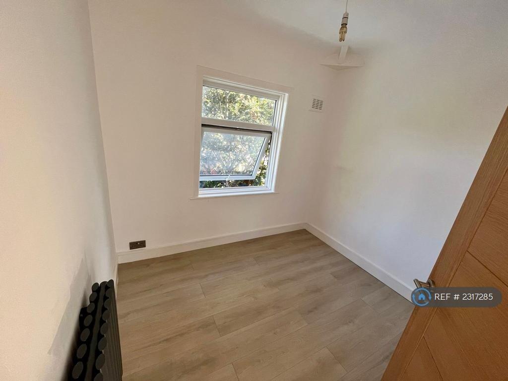 Avon Street, Birkenhead, CH41