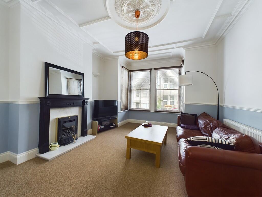 CAM02091G0-PR0043...