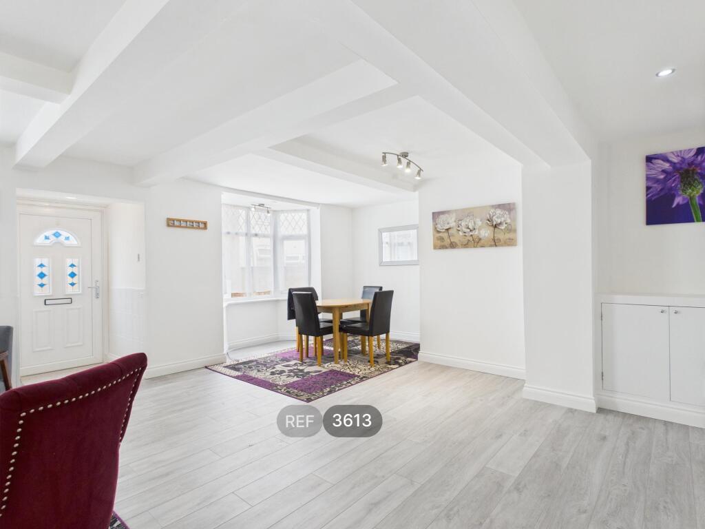 Living/Dining room