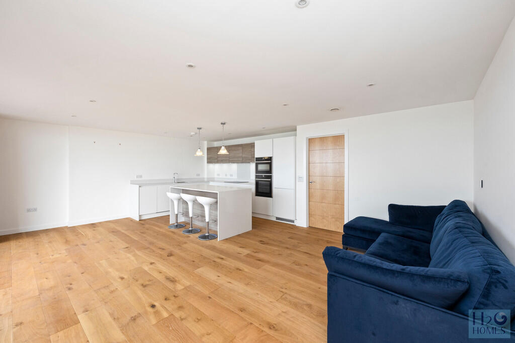 Kingsway 191, fla...