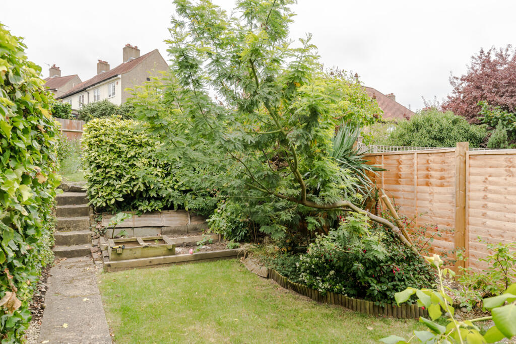 227441 - 1, 26 Whiteley Road-45.jpg