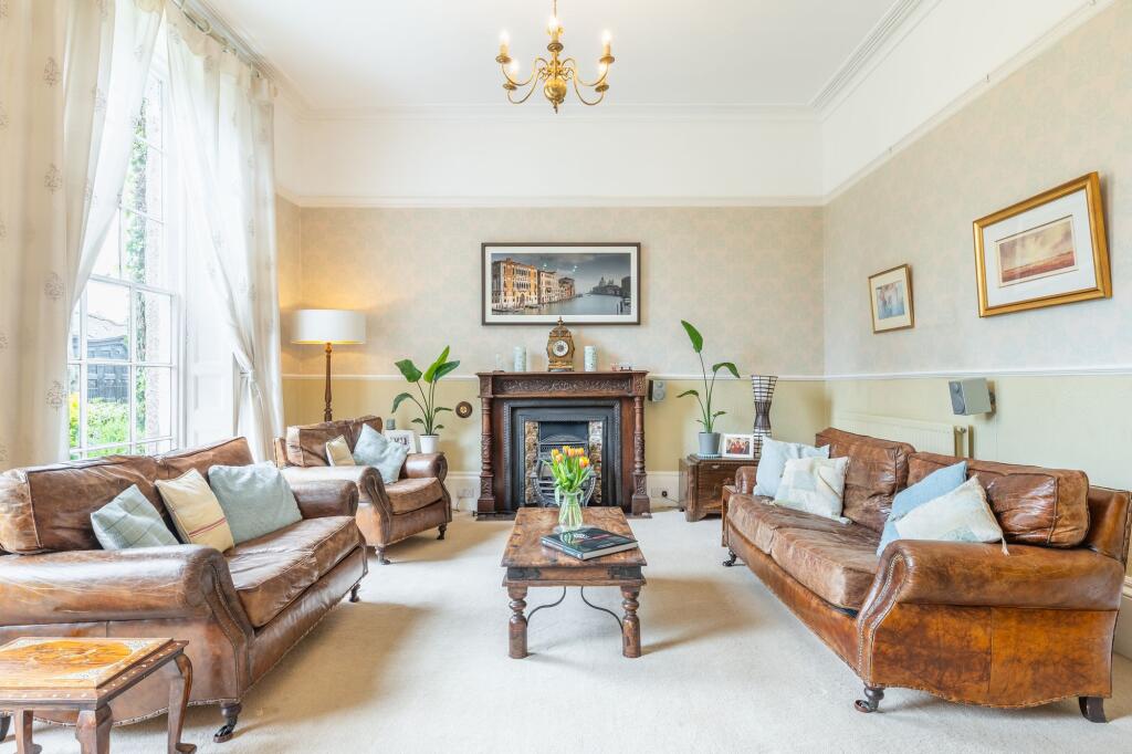 Magnificent living room