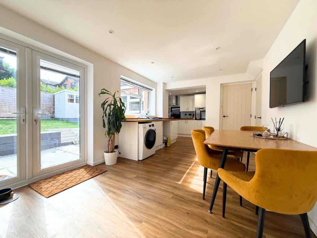 Kitchen/Dining Room