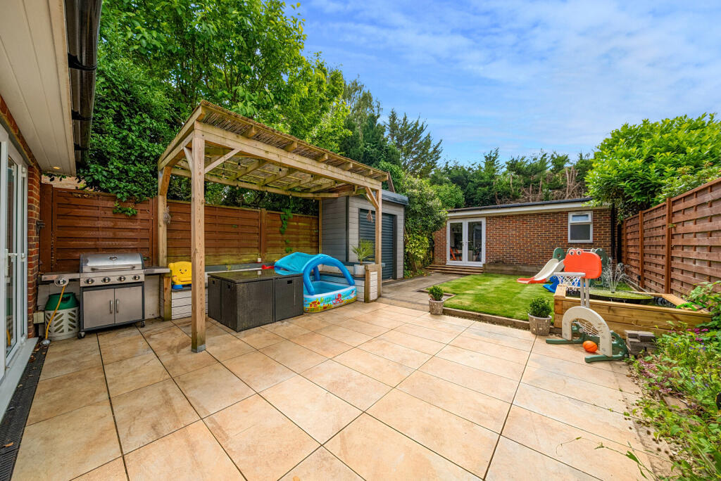 1306879-2-6848622...