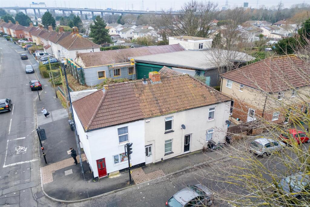 55 Lower High Street, Shirehampton, Bristol BS11 0