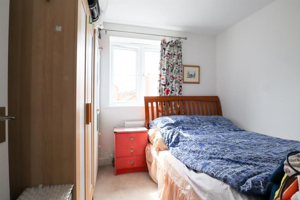 Bedroom 2.jpg