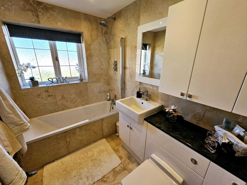 e57ac2c1-53dd-492b-84f9-be7bf637003d