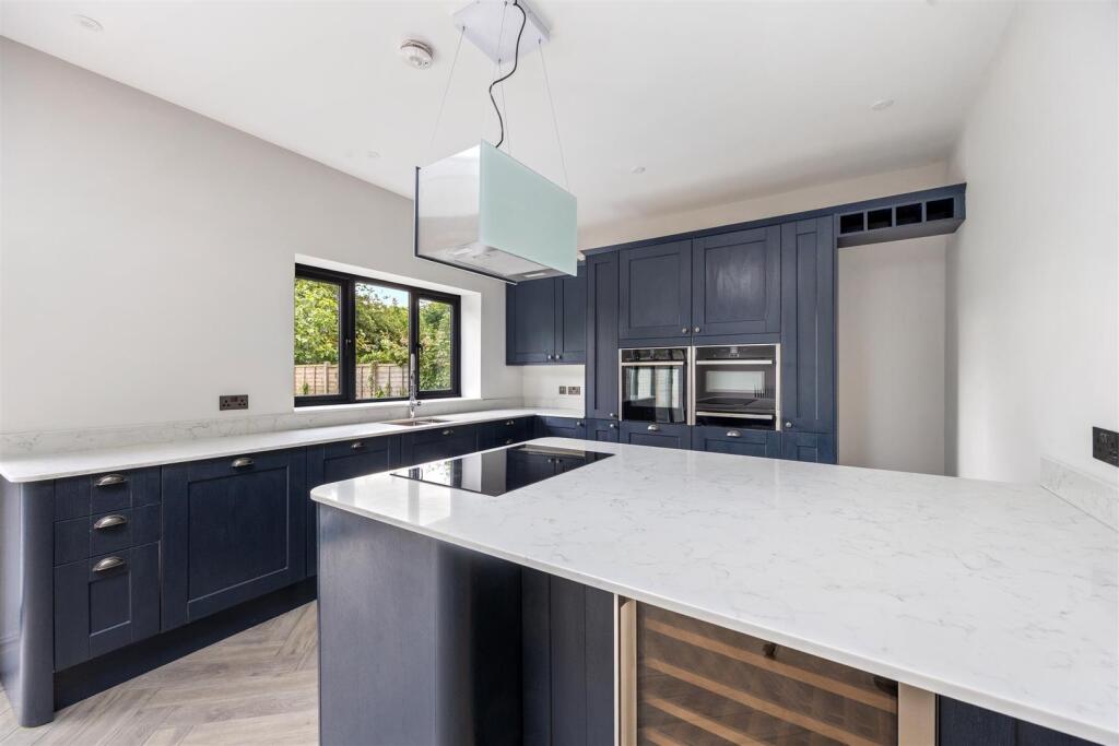 Stone Lane, 16-024.jpg
